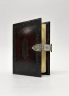 Antiekgebonden Bijbel met zilv. slot